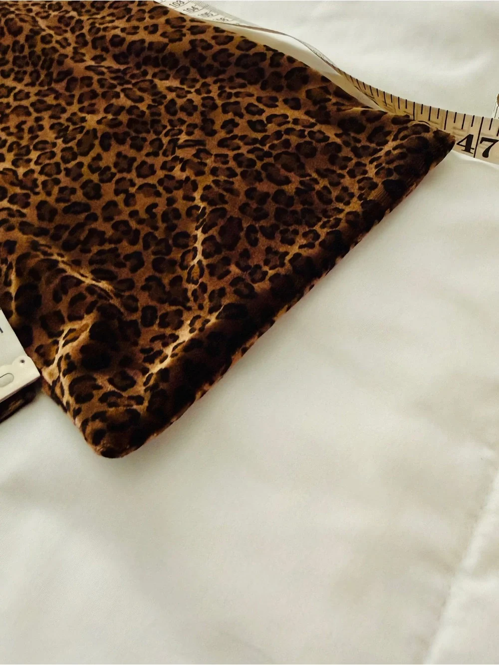 Ann Taylor Leopard Print Kids scarf - Brown